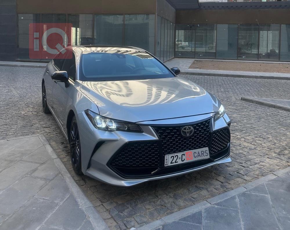 تۆیۆتا ئەڤەلۆن